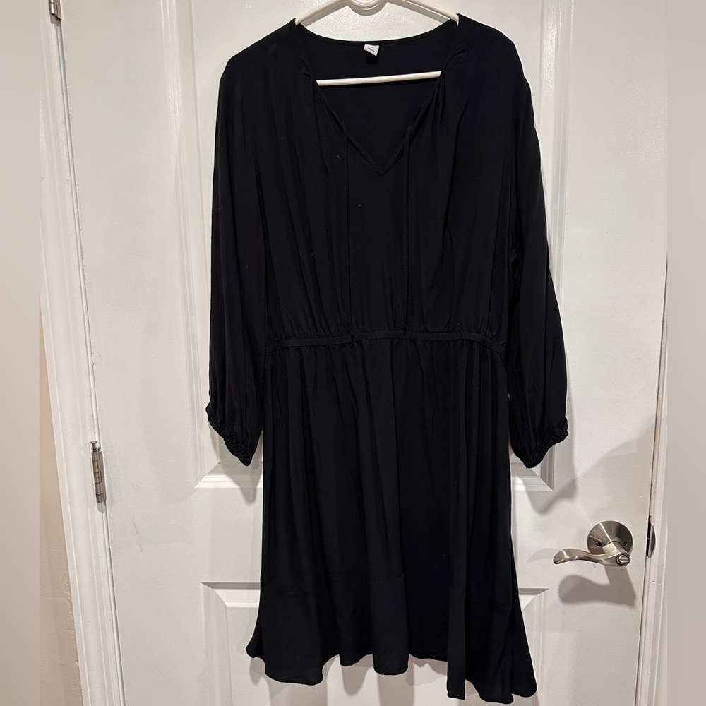Old Navy Black V-Neck Bishop Sleeve Sundress